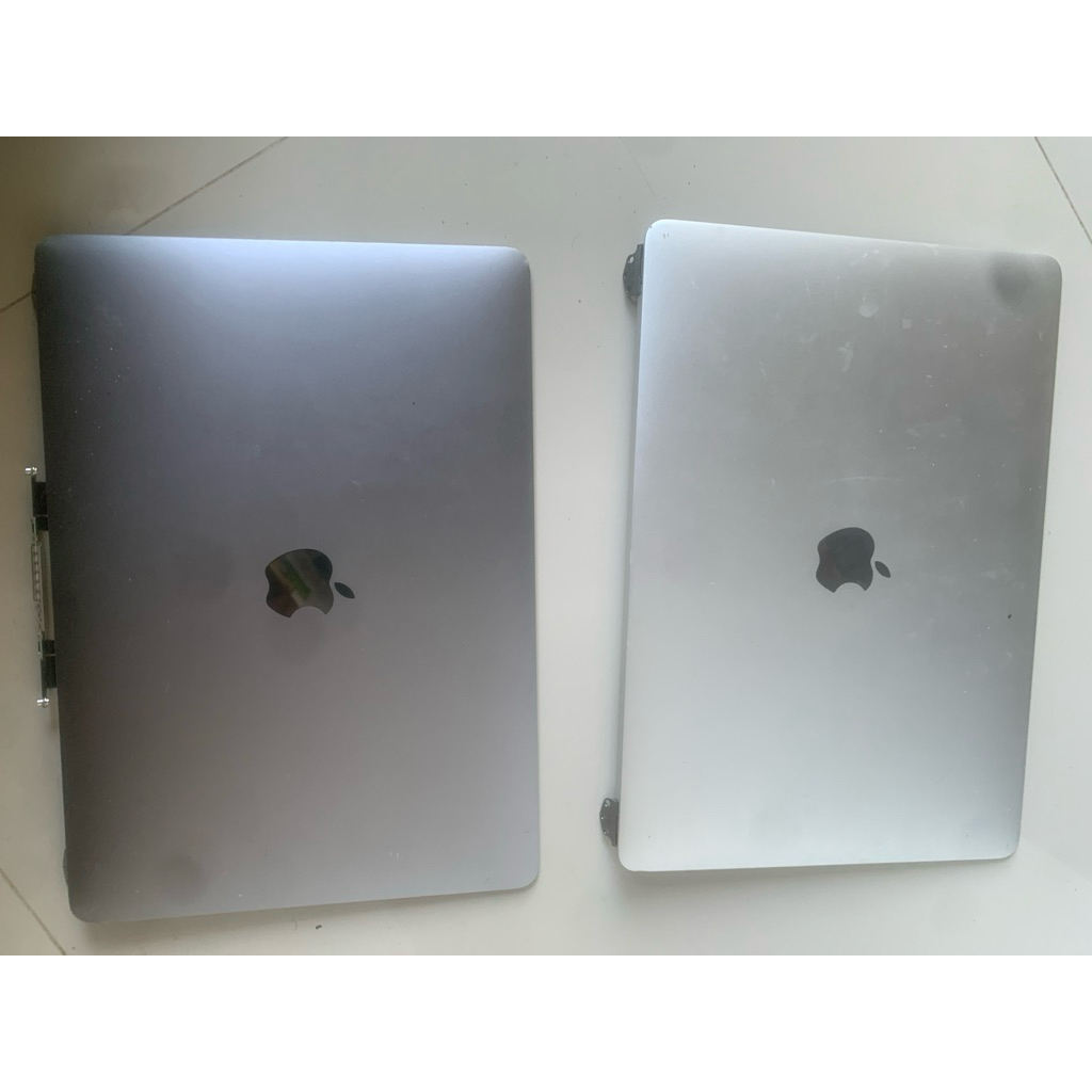 LCD MacBook Air M1 A2337 Rusak Hanya Frame