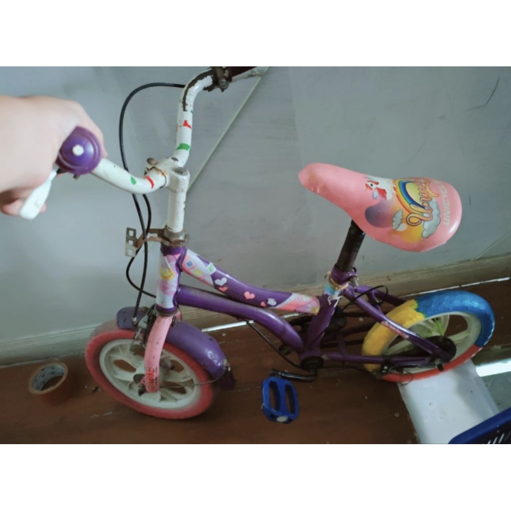 sepeda seken anak perempuan