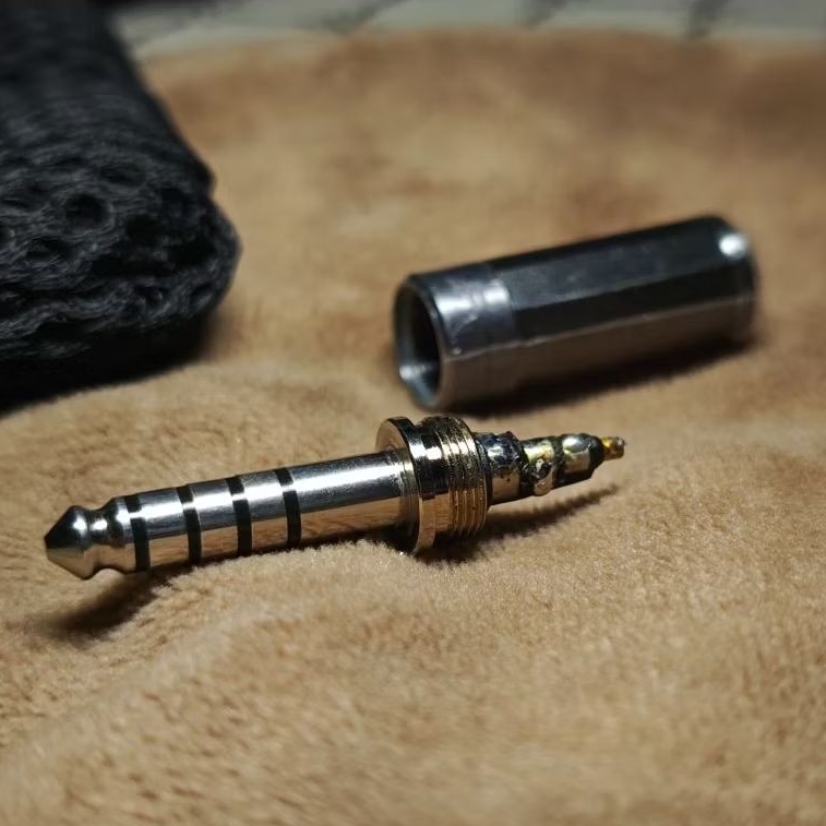 Kabel iem Jack Rhodium 4.4mm dari Effect Audio