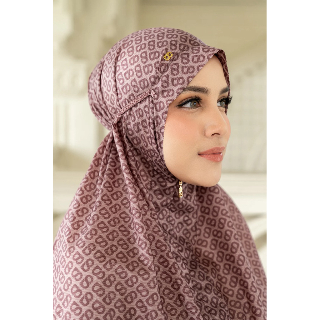 Tapis Abstre Capsule Prayer Robe Buttonscarves Redwood