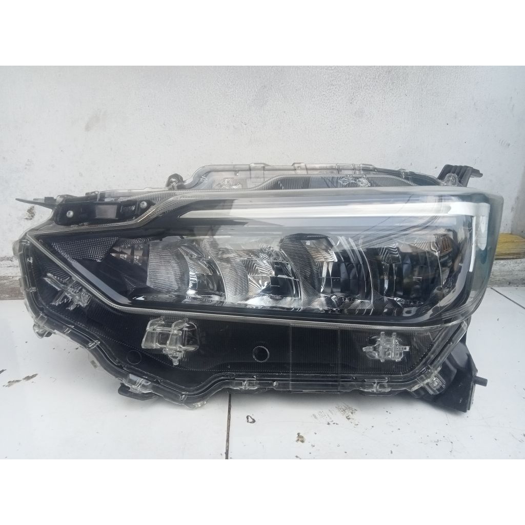 headlamp agya/ayla 2023-2025