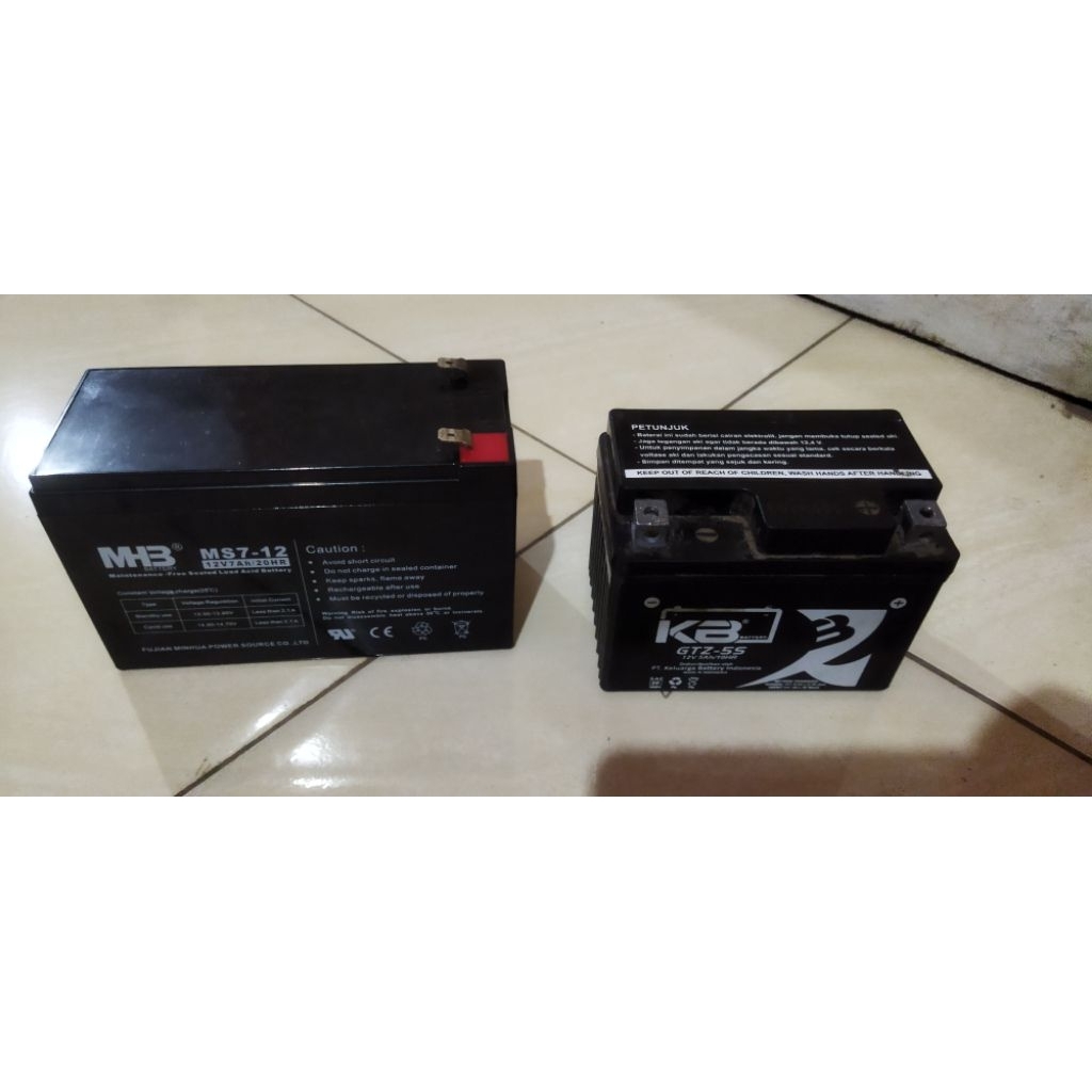 Aki atau batre bekas 12v dan 8v 6A dan 7.5A