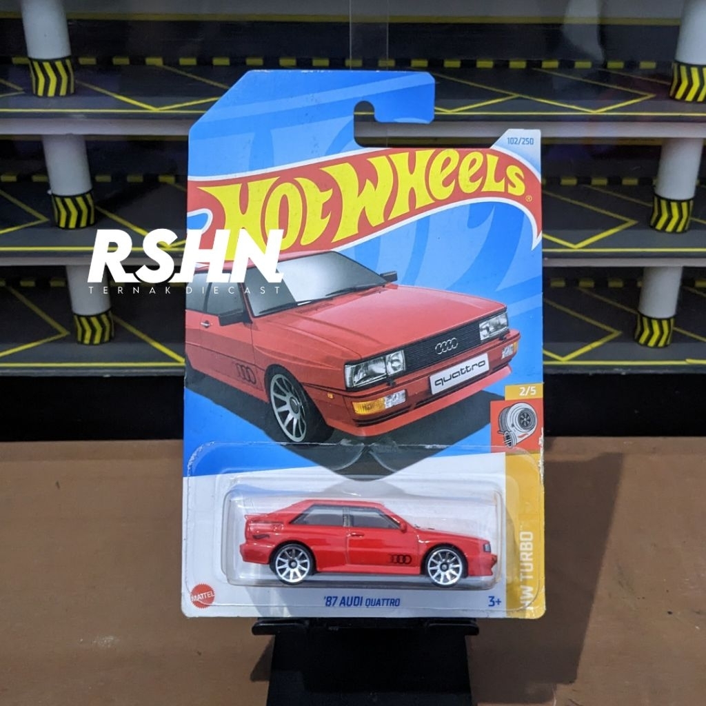 Hot Wheels 87 Audi Quattro Merah
