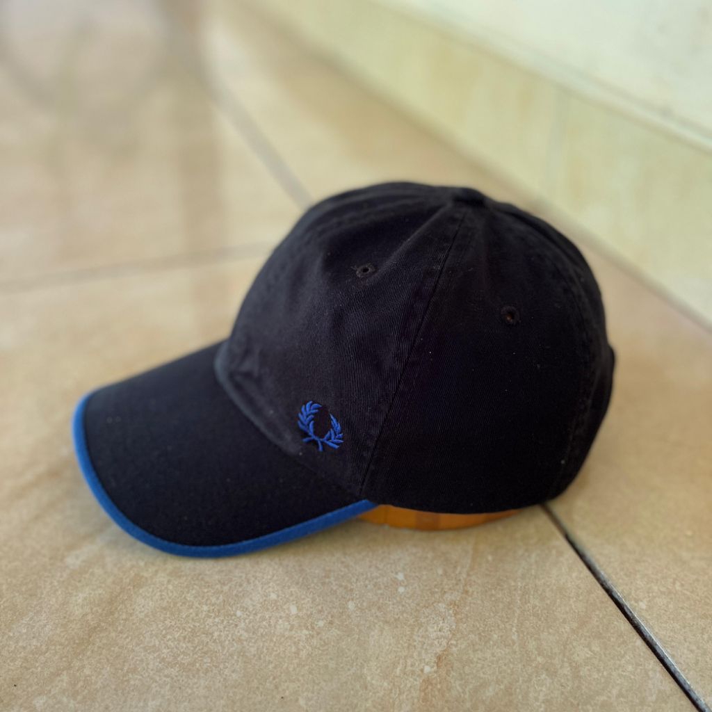 topi Fred Perry original