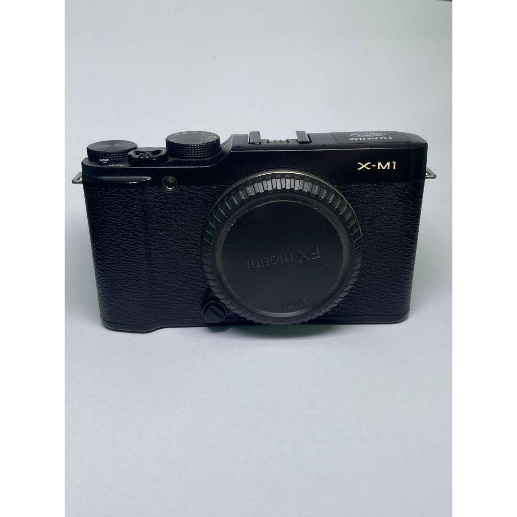 Fujifilm Xm1 Body Only Kamera siap kerja BUKAN XT 100 ATAU XPRO 1