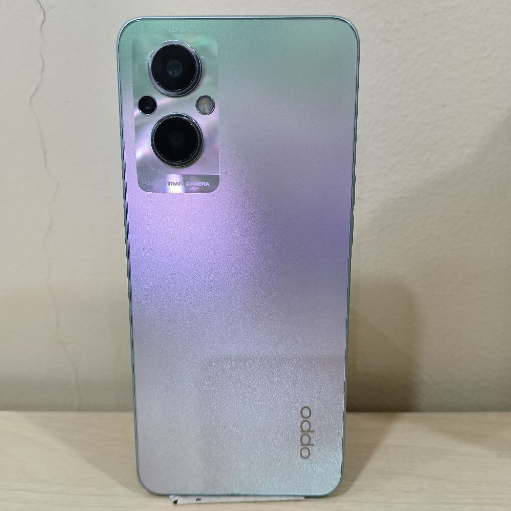 Handphone Oppo Reno 7Z 5G Ram 8 128GB (Batangan, Tanpa Charger)