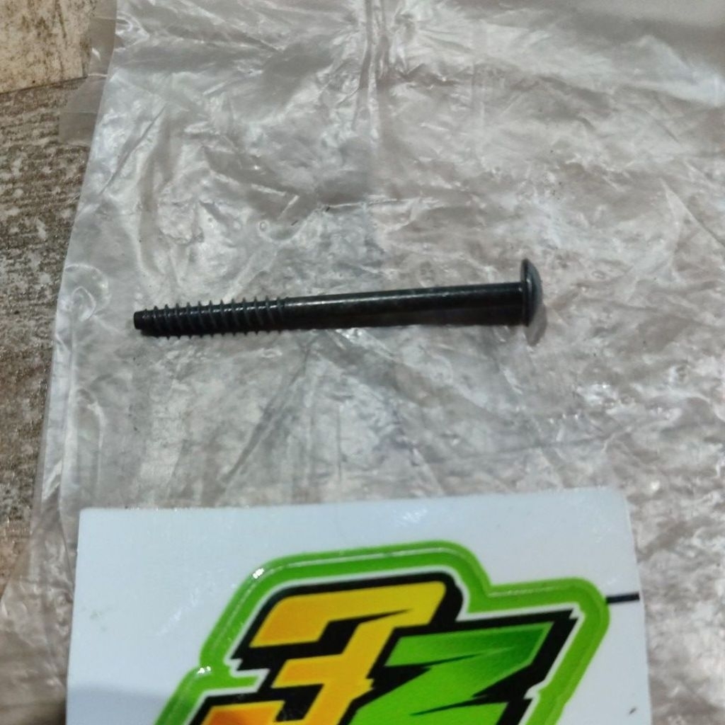 Baut batok bawah Crypton F1 Force 1 F1z Fiz original baru Yamaha Japan nos / 90167-04033
