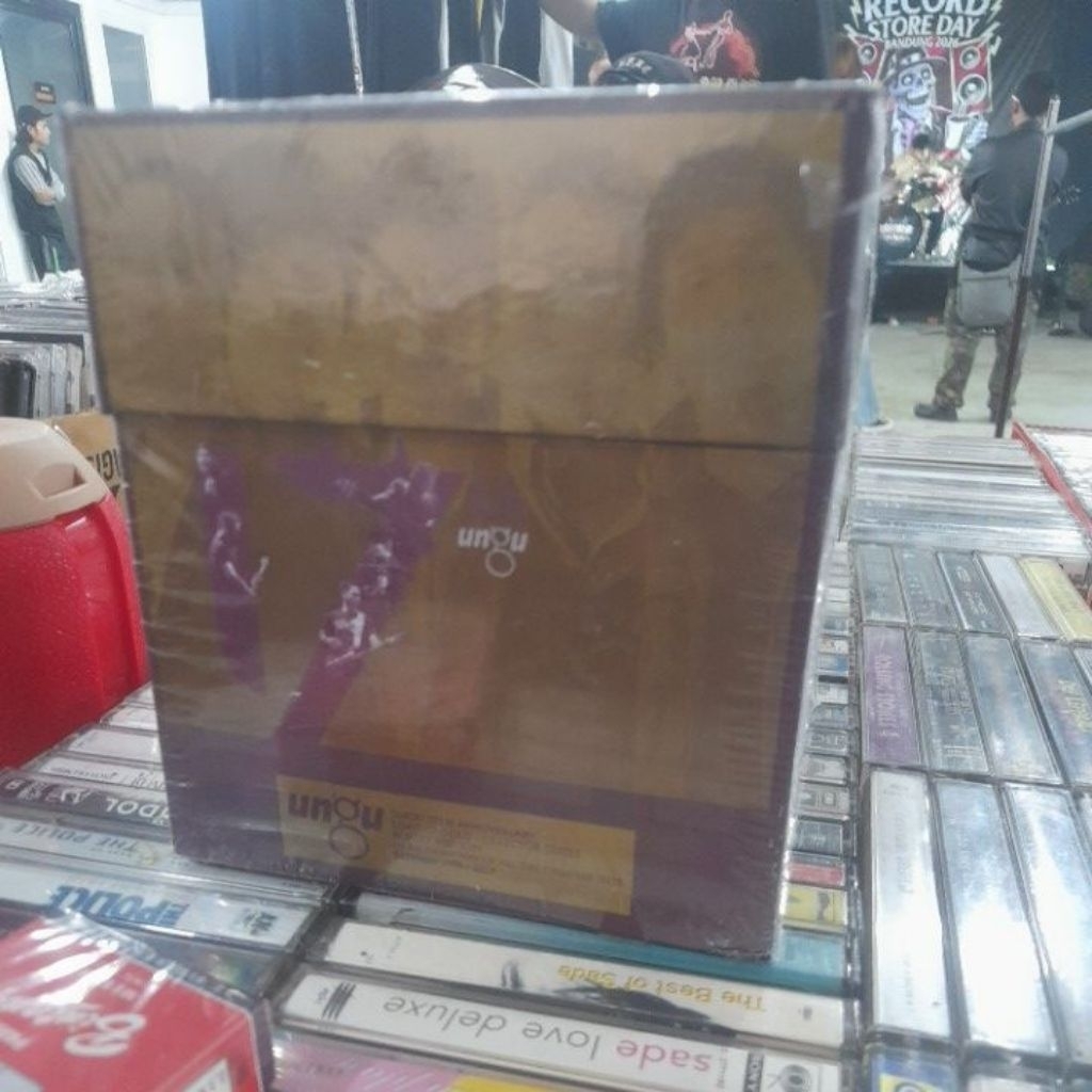 cd musik ungu box set isi 11 cd segelan