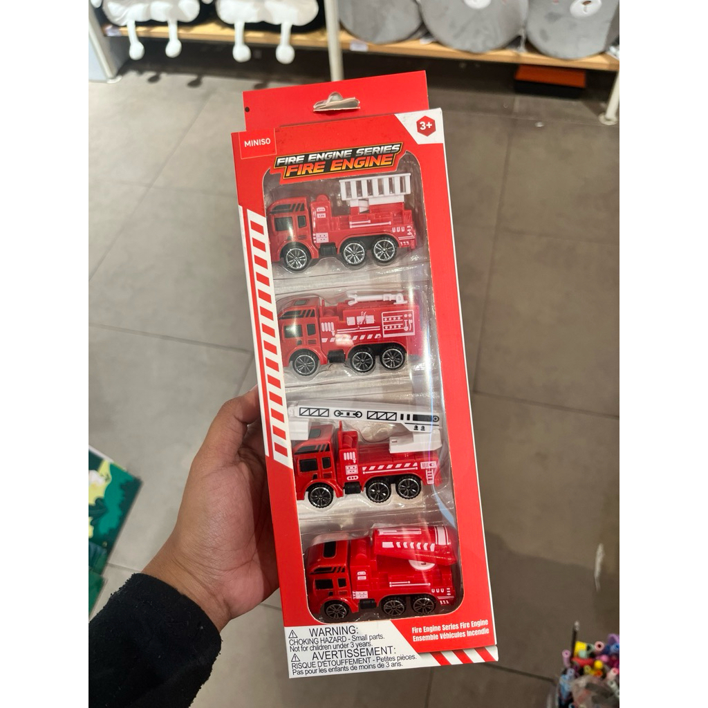 Mainan Mobil Mobilan Miniso