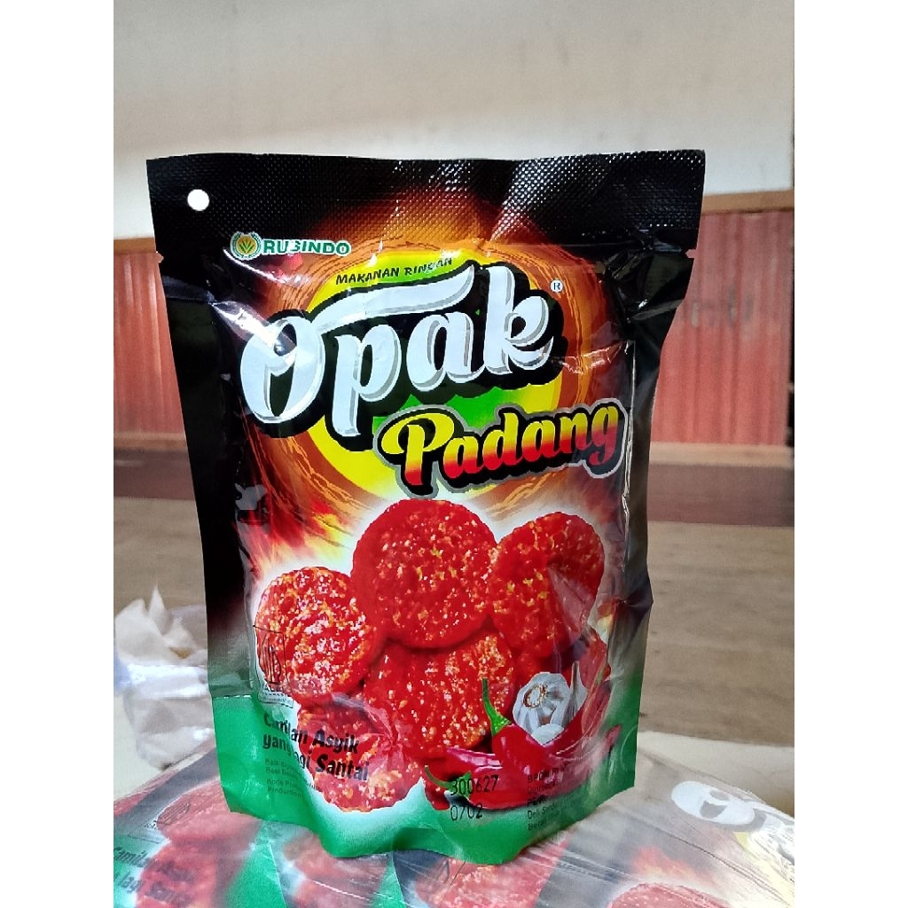 Snack opak padang