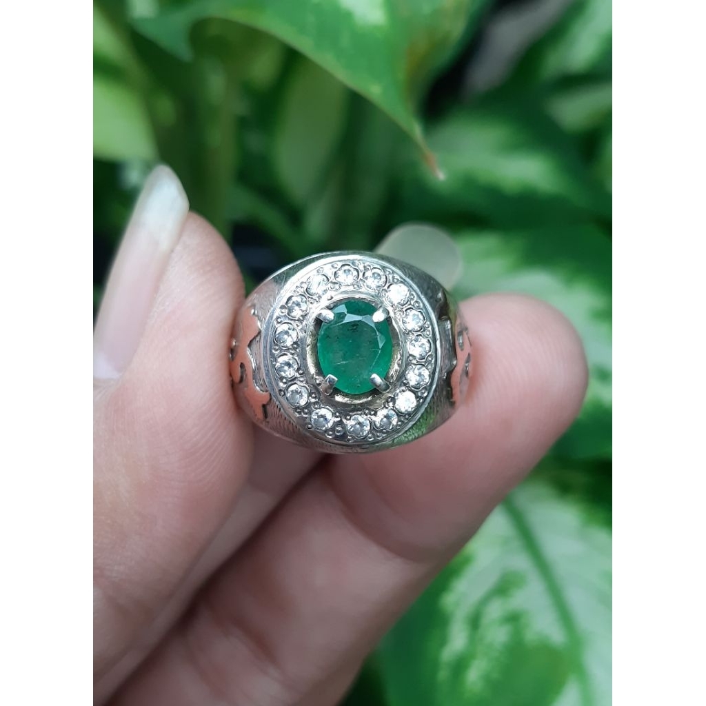 Natural Jamrud / Emerald Beryl Columbia Ring Perak Swasa
