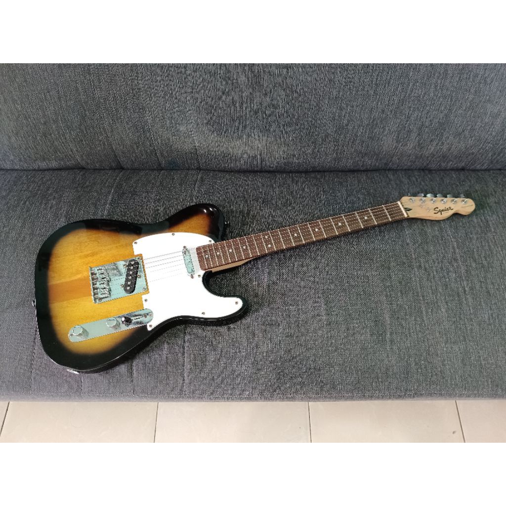 Squier bullet Telecaster by Fender mulus