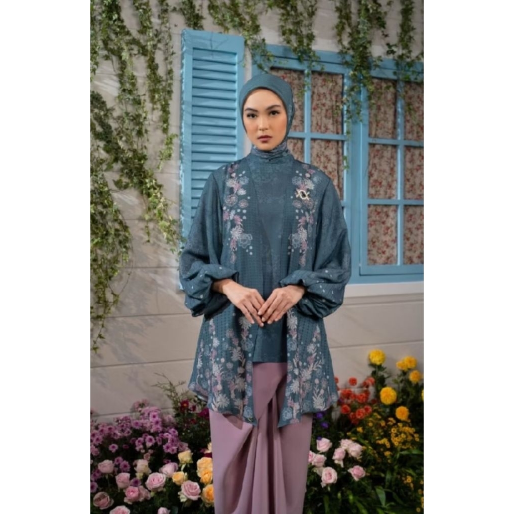 Wearing Klamby Bingah Tunik Segara M