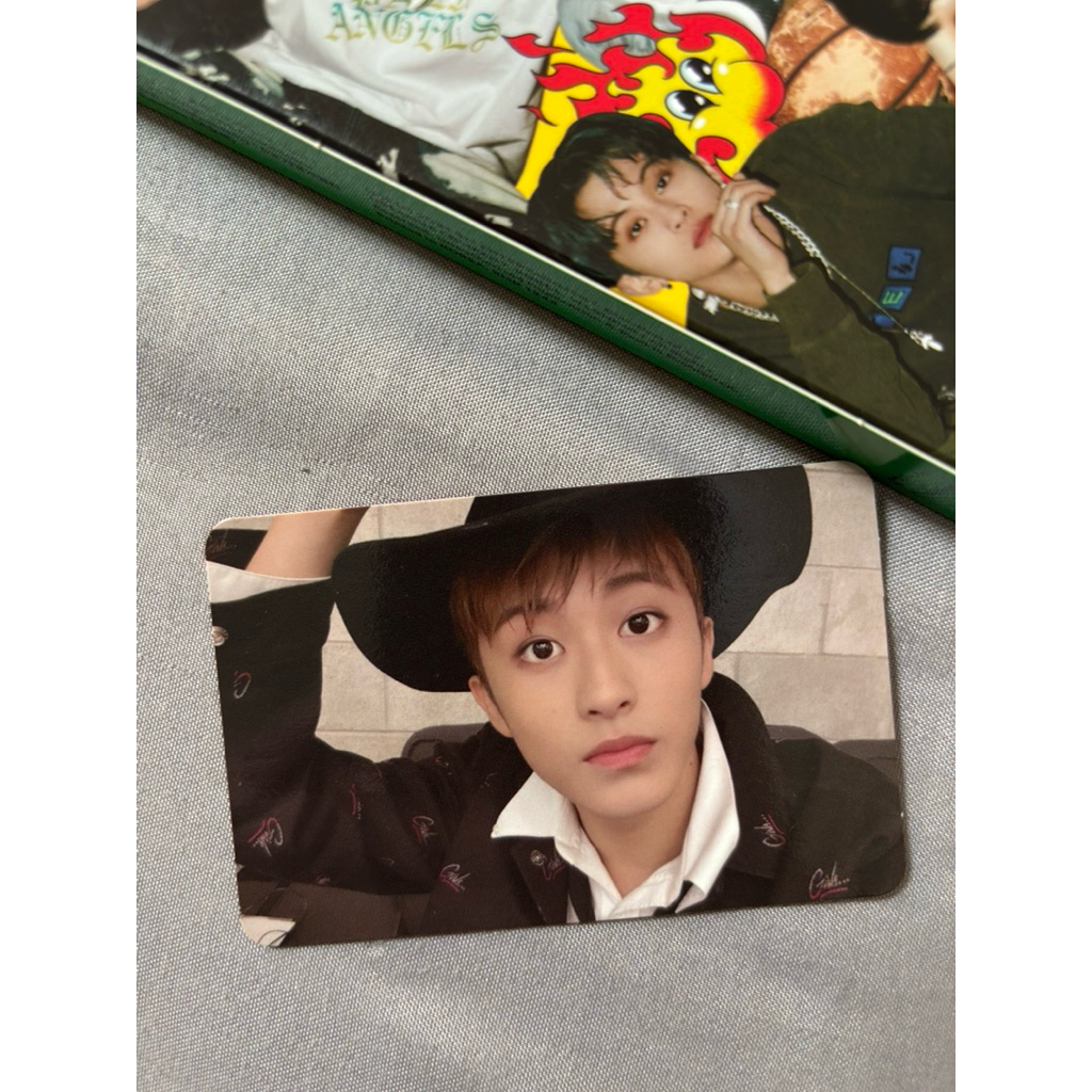 Photocard Mark cherry bomb nct 127