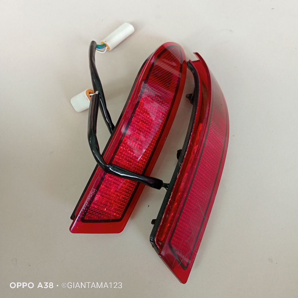 Lampu Reflektor Bumper Belakang Avanza, Xenia 2012-2018