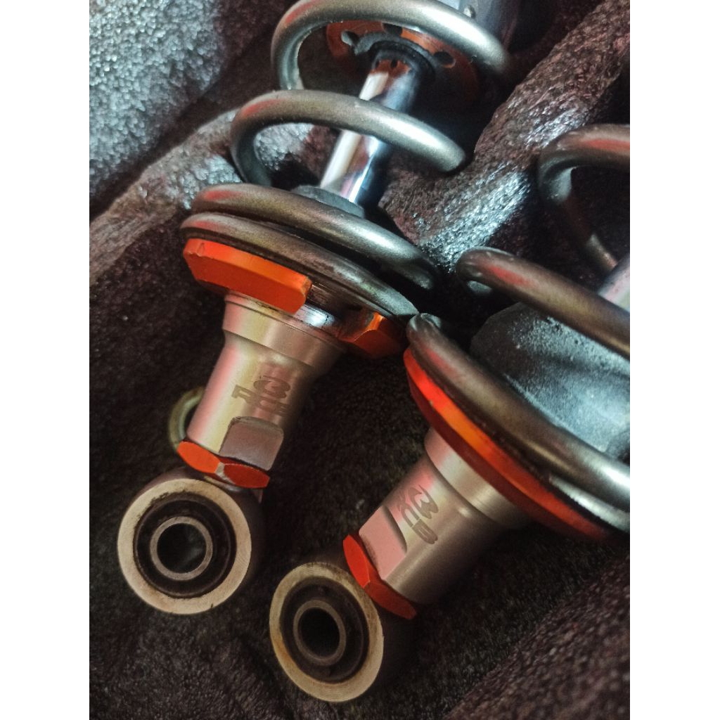shock RCB bekas uk280