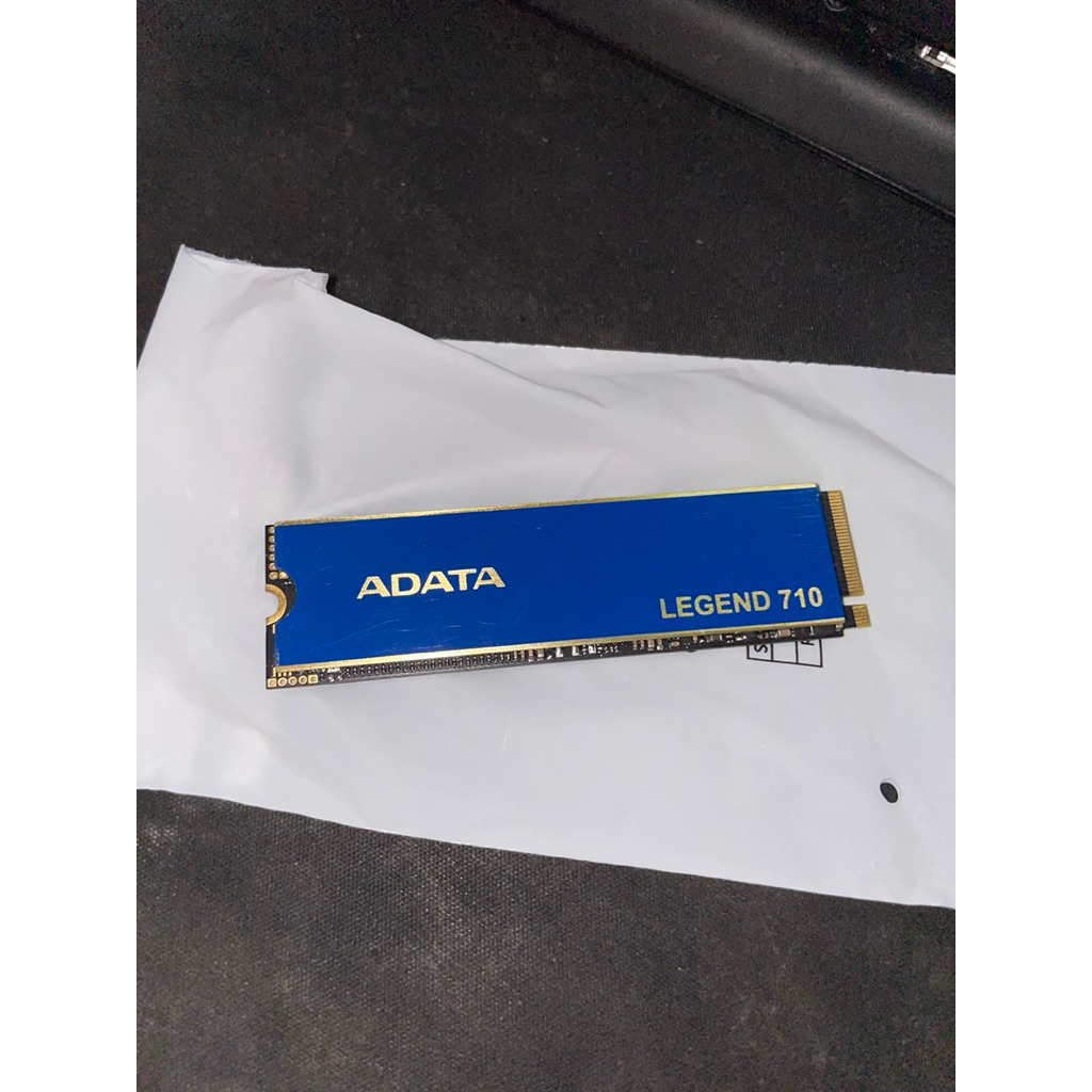 SSD Adata legend 710 1tb