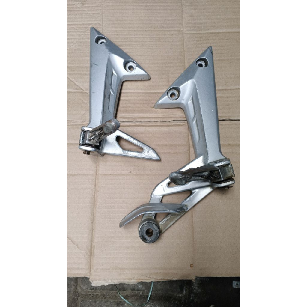 Footstep Step Belakang Jupiter MX Old lama 1S7 Original Seken Copotan
