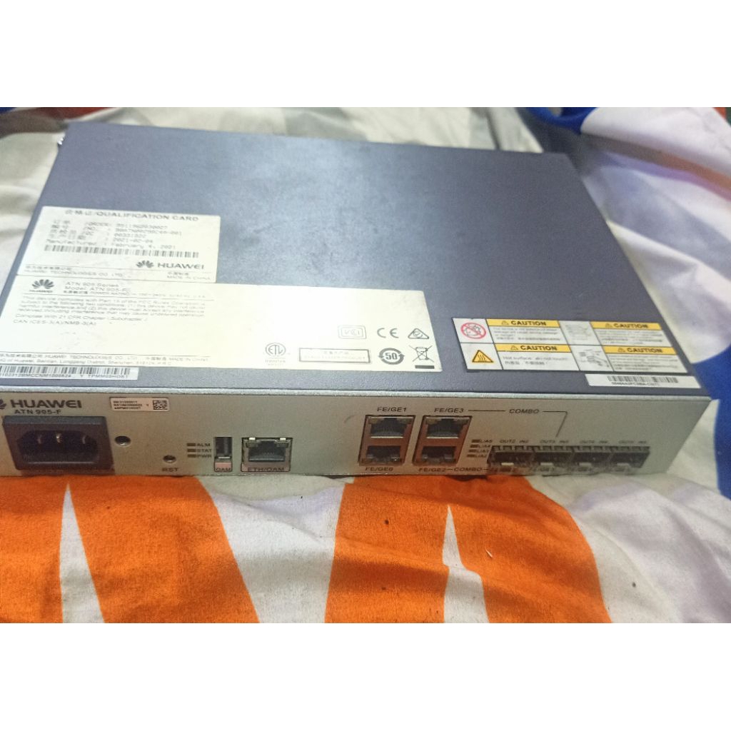 ROUTER HUAWEI ATN 950-F Dualband 2,4 Ghz-5Ghz.Second Normal Mulus kayak Baru (Unit+Adaptor )