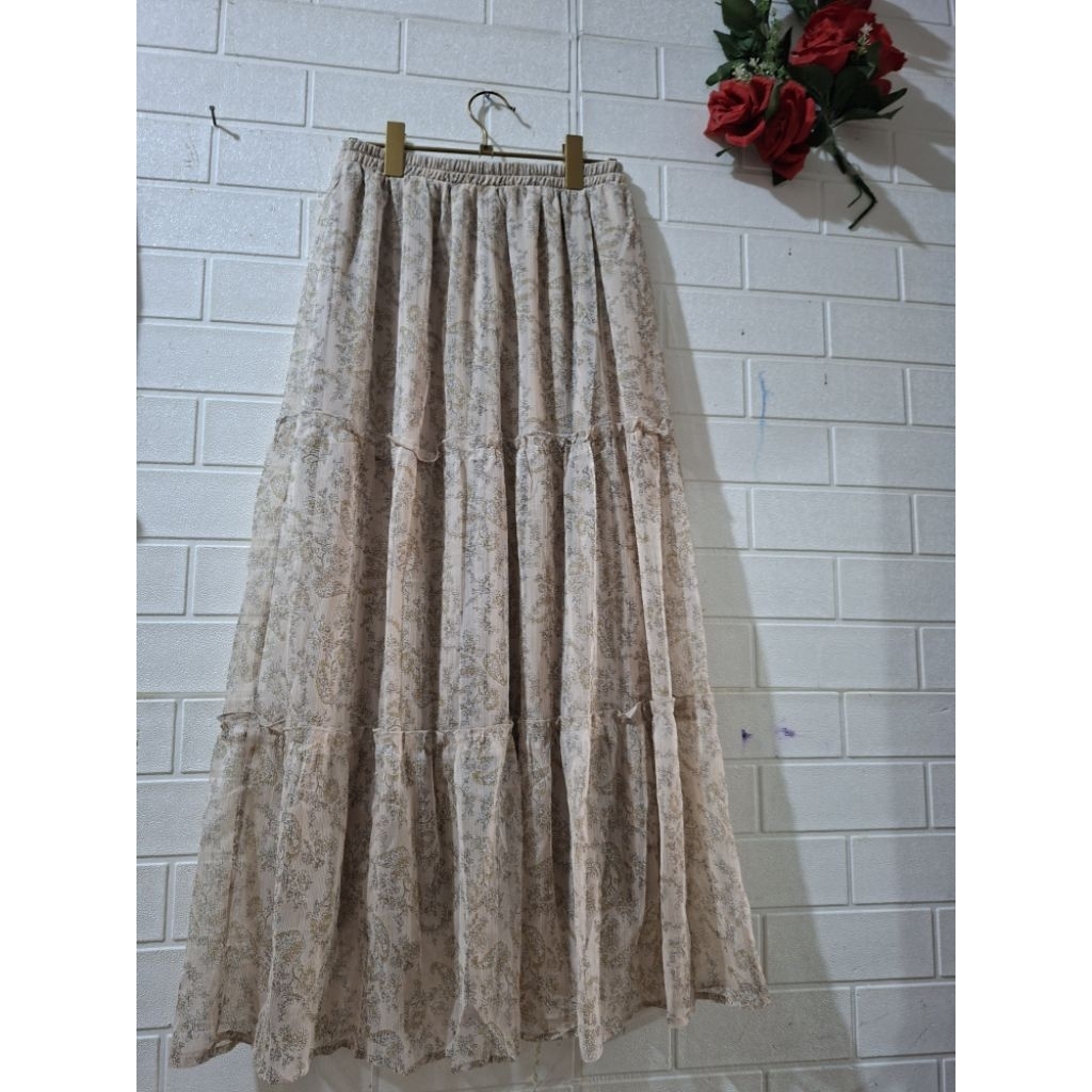 Rok umpak batik by GU uniqlo size L