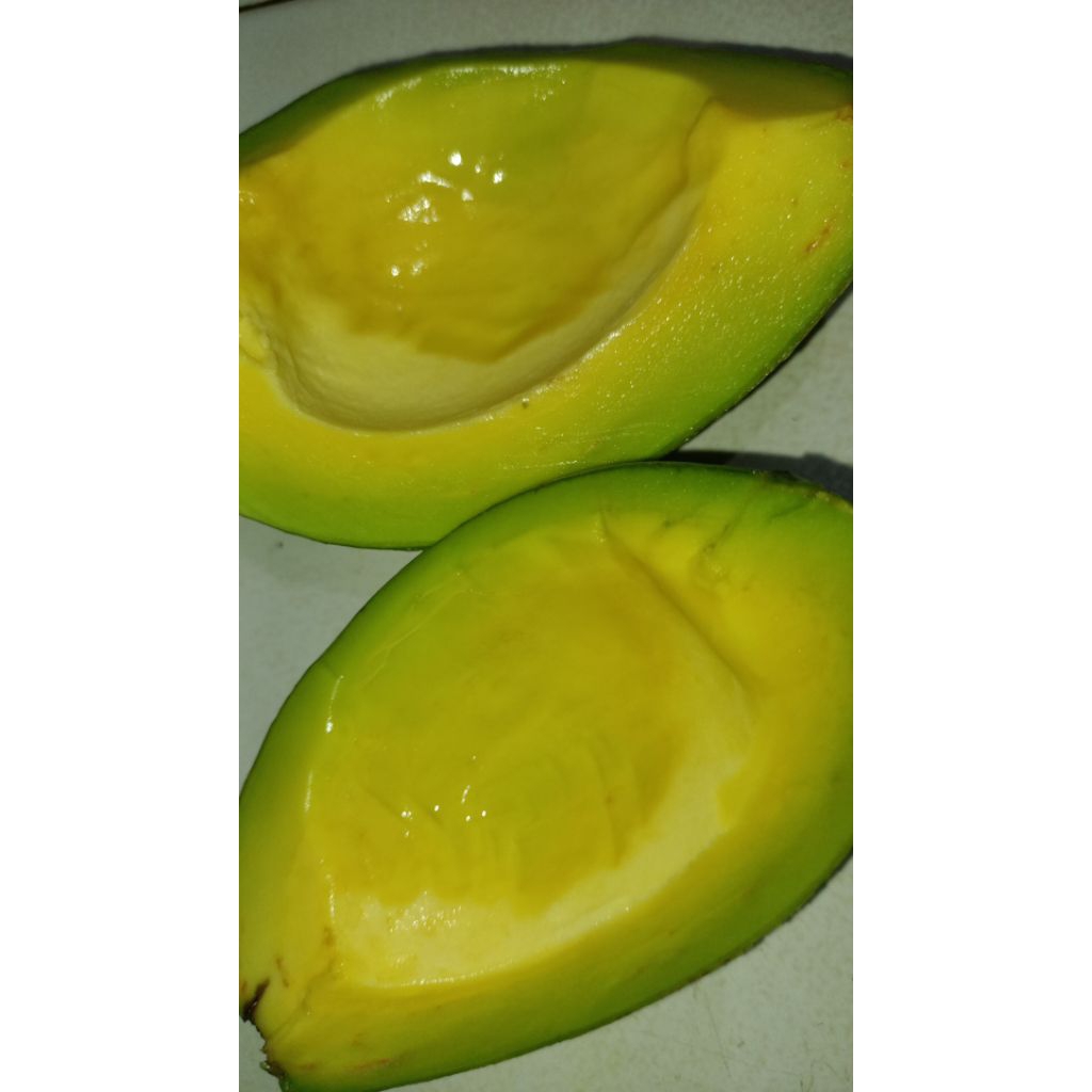 Alpukat Miki 1 kg