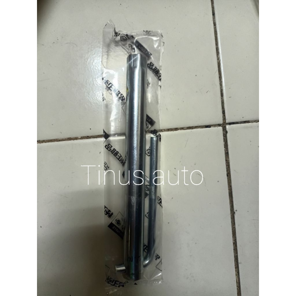 kunci busi nissan serena c26 ori