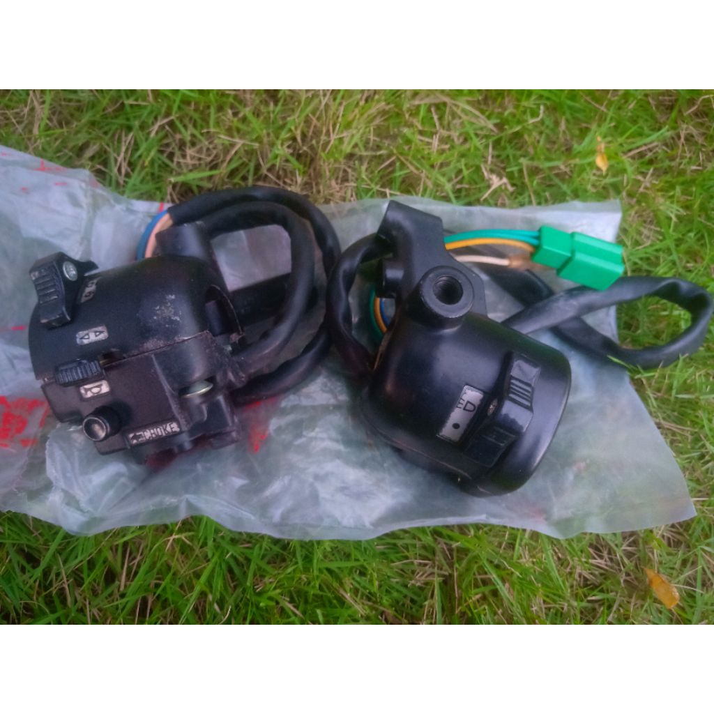 HOLDER SAKLAR KANAN KIRI SET YAMAHA L2SUPER L2 SUPER L2SN L2 SN CDI