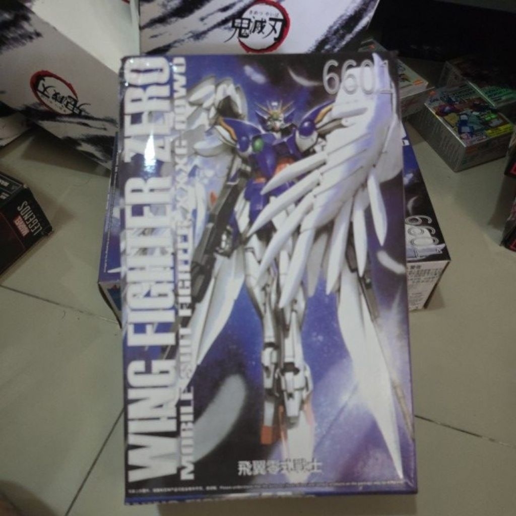 action figure model kit gundam wing fighter zero