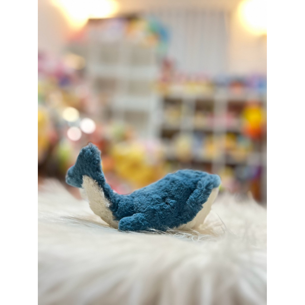 Boneka jellycat wally whale like new