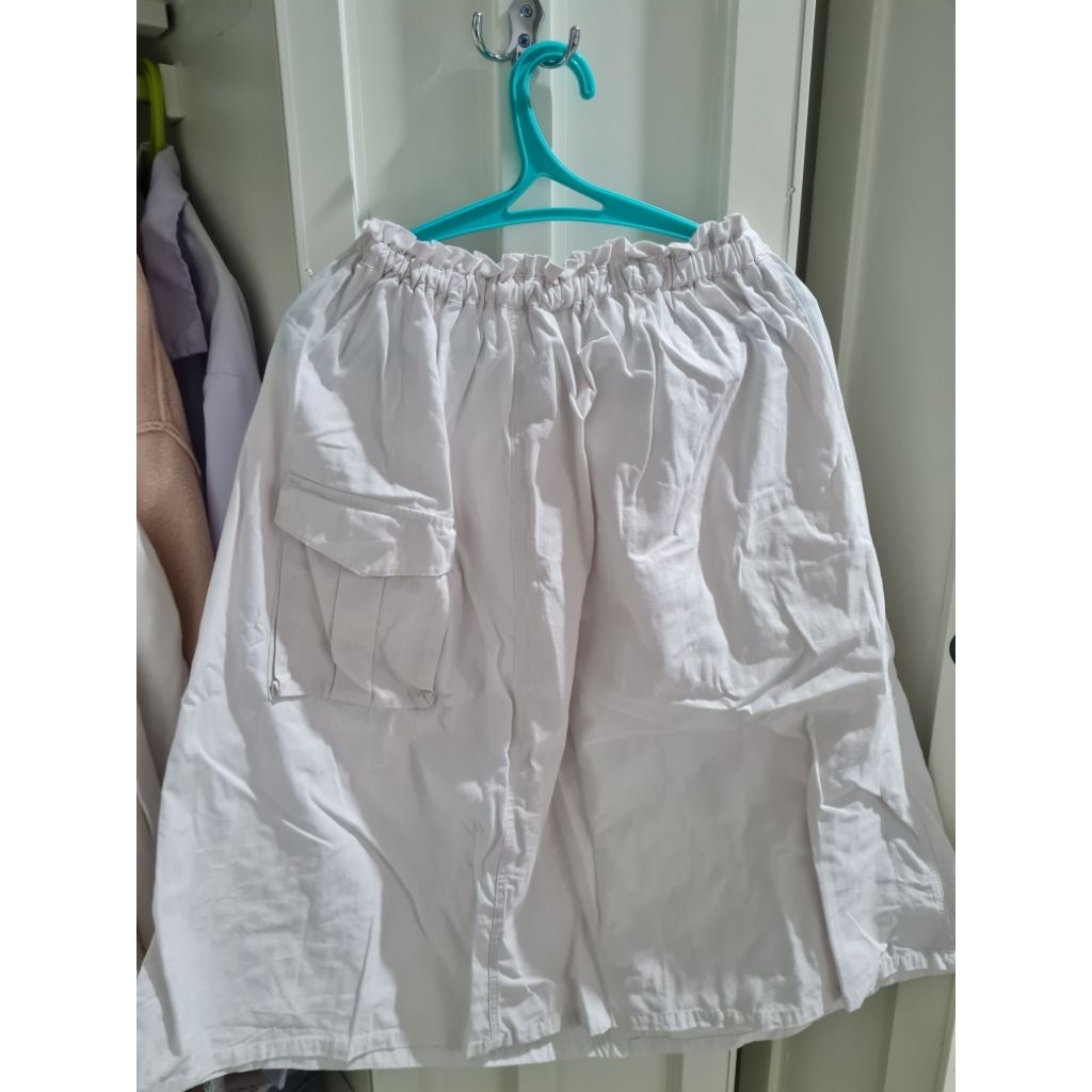 Preloved rok putih midi et cetera