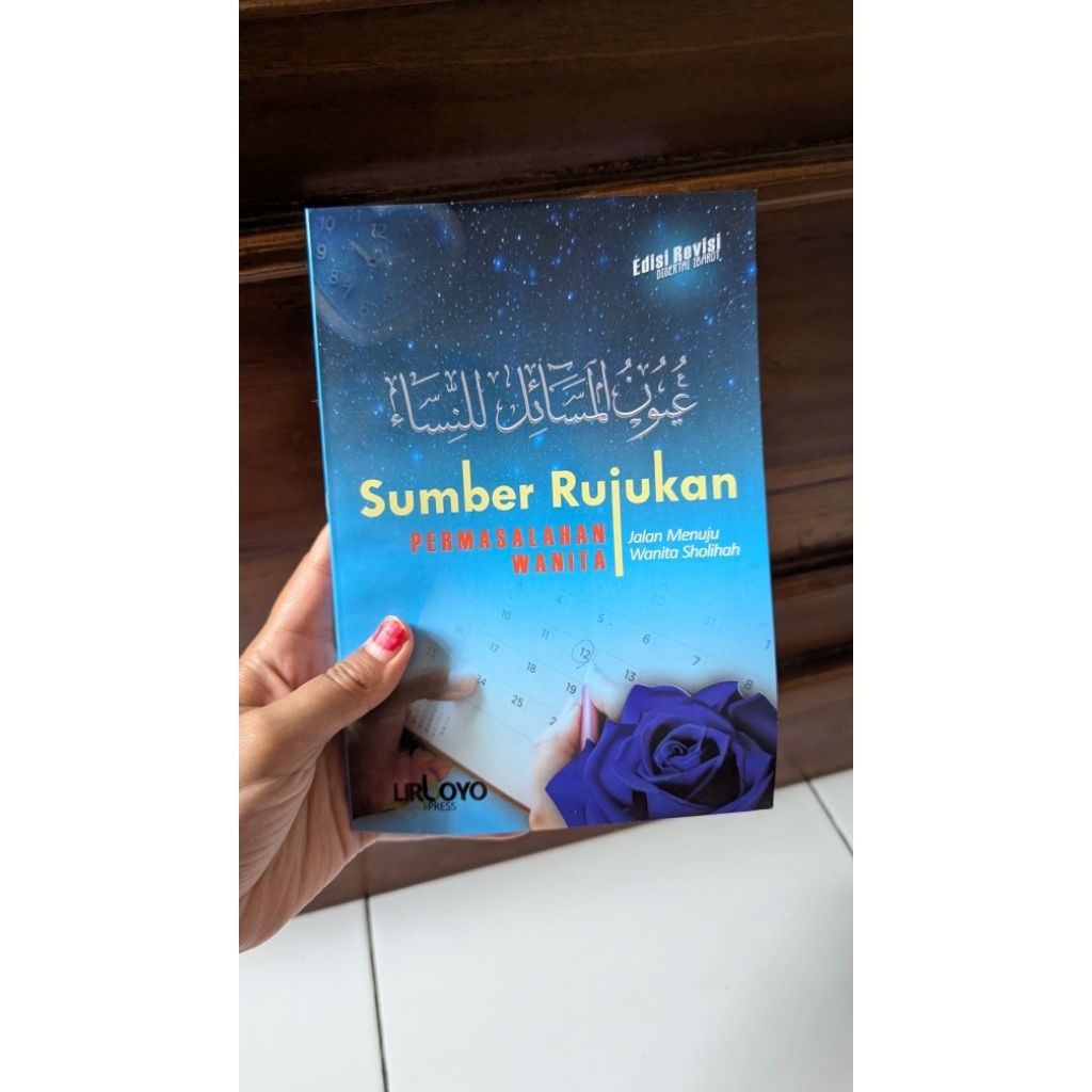 Buku Uyunul Masail Linnisa - Menyikapi Permasalahan Wanita dengan Fiqih