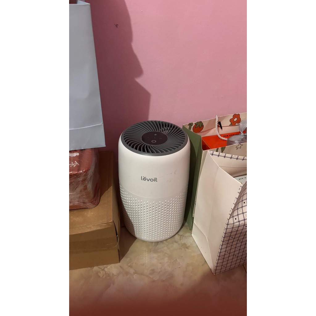Air purifier levoit