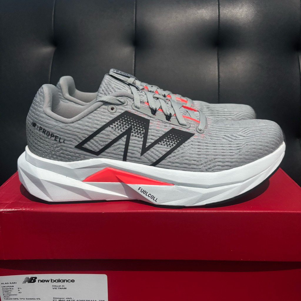 New Balance Fuelcell Propel v5 Men's Original BNIB