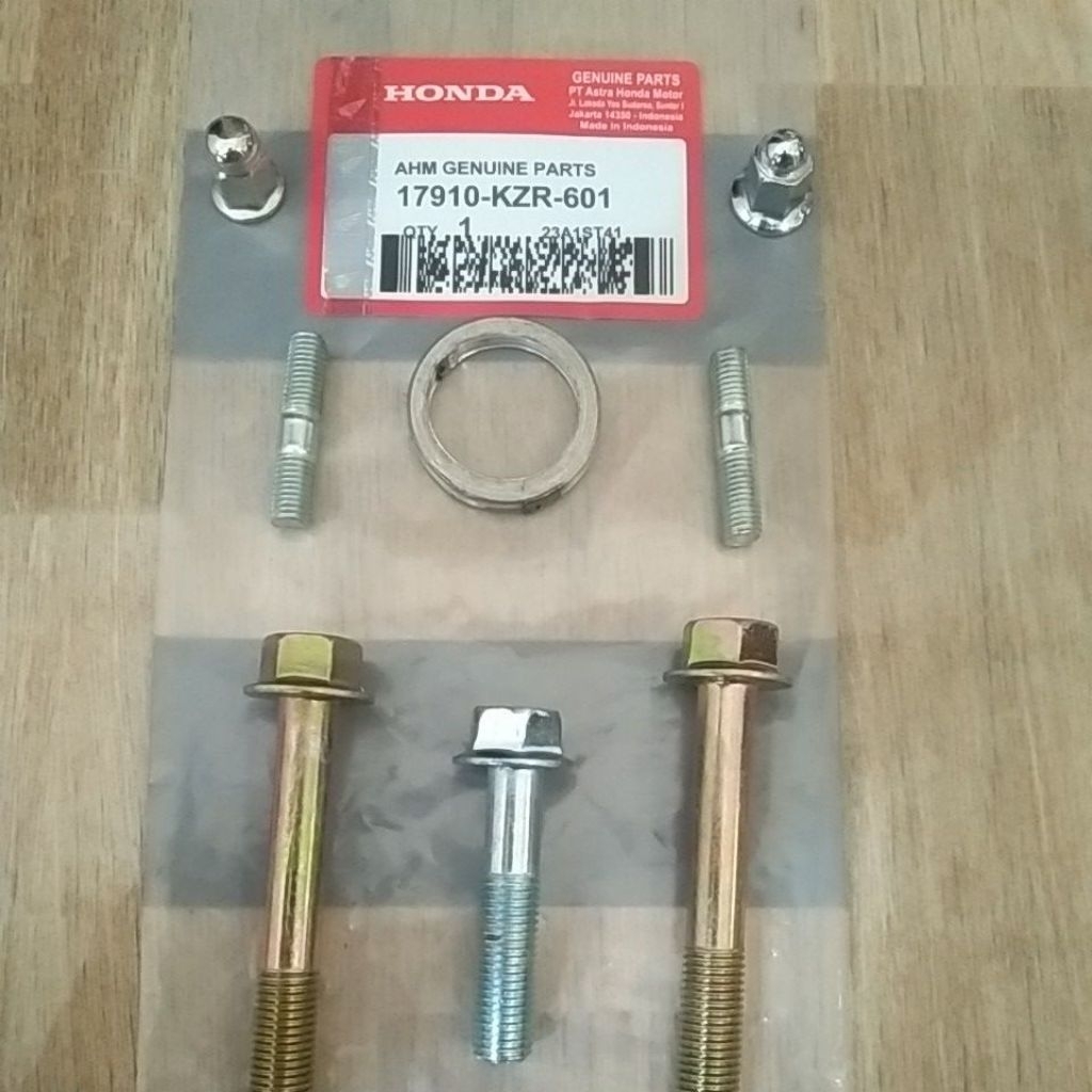 paket baut mur knalpot Vario 125/Vario 150 komplit murah
