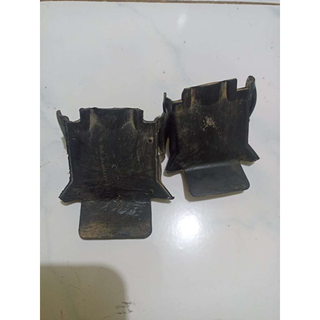 karet rangka fizr bagian bawah