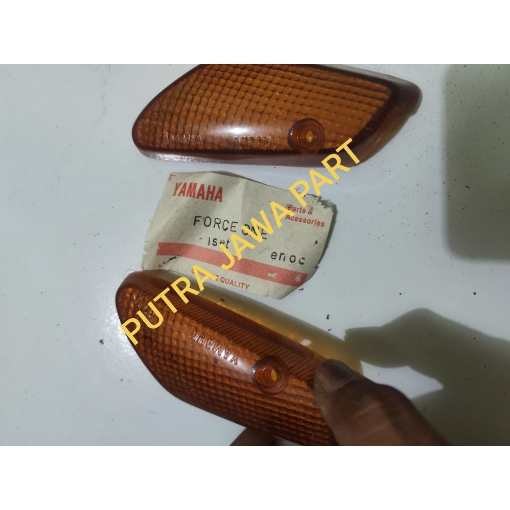 mika lampu sein ritting riting depan yamaha crypton force one  ori
