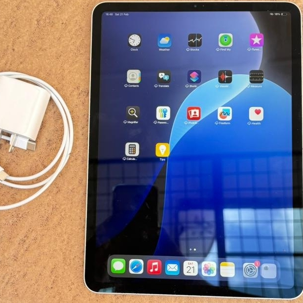 iPad Pro 2020 11 inch Gen 2 Silver 128GB WiFi only iPad+Cas Siap Pakai