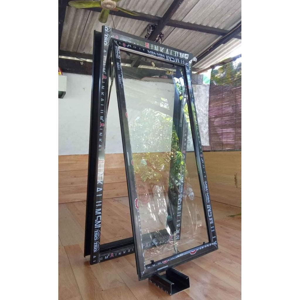 jendela aluminium 40x120