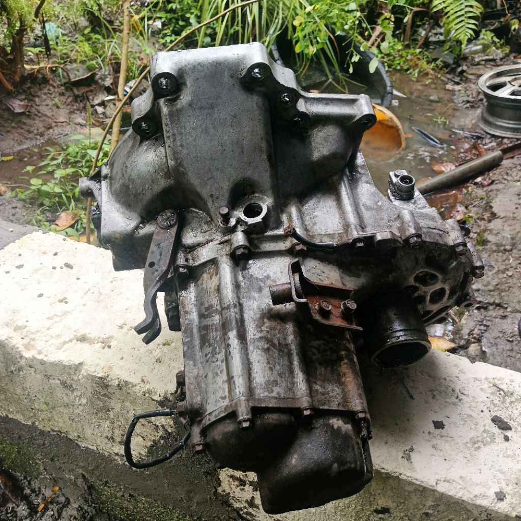 TRANMISI MAZDA 323 ELITE TRANSMISI