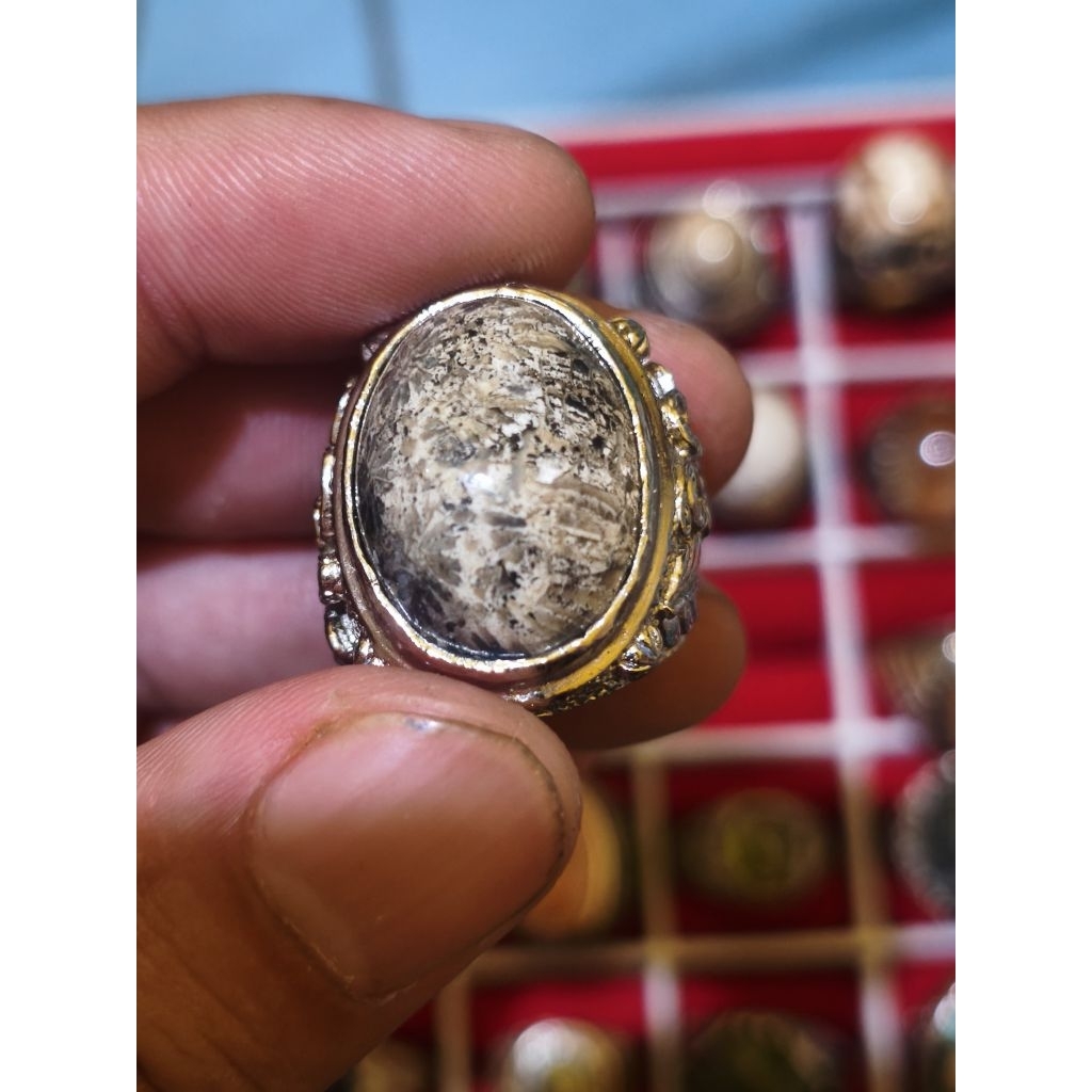 Cincin Batu Akik Teratai Hitam