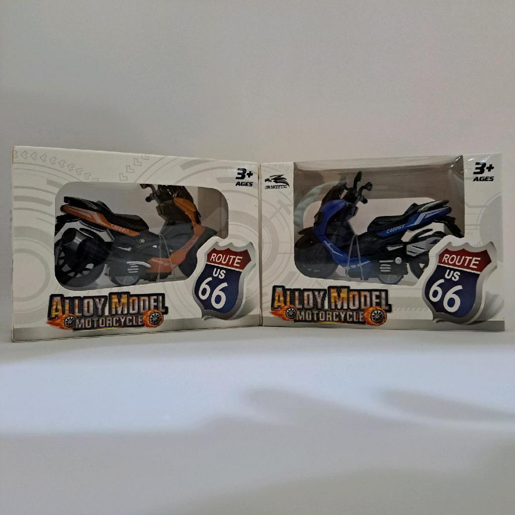 Miniatur Motor NMax Diecast Bahan Metal