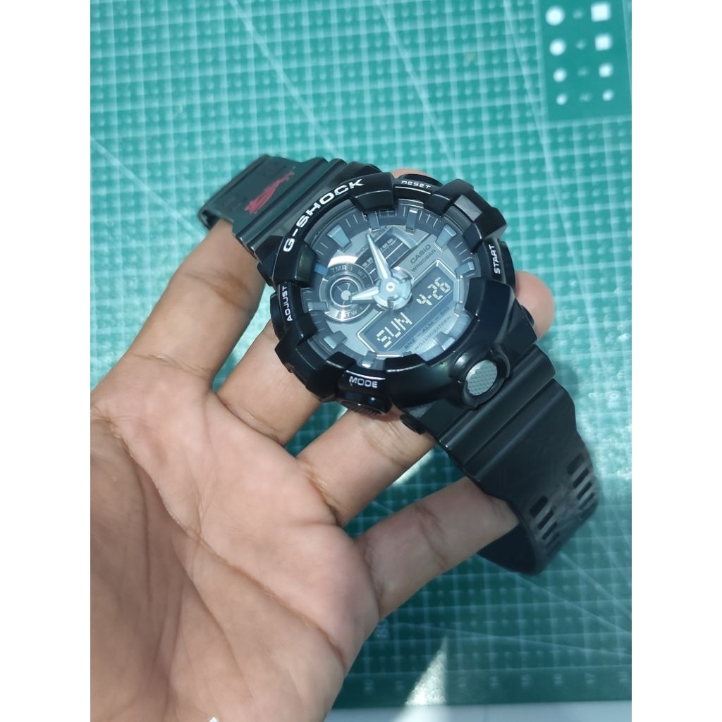 casio G-Shock ga710