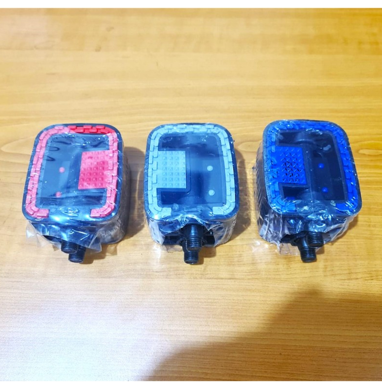 Pedal Sepeda / Pedal Sepeda Anak / Pedal As Kecil Merk Atlantis BMX & Anak