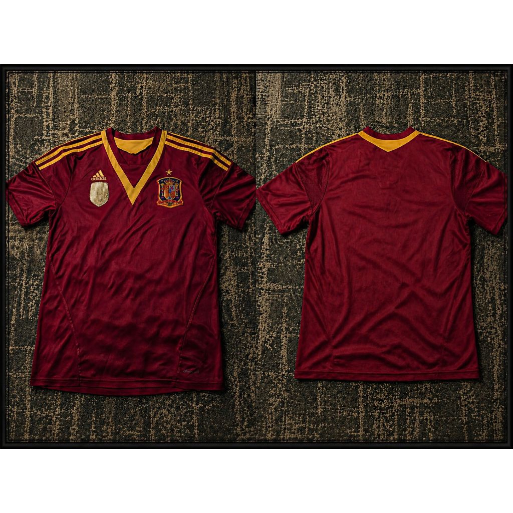 Jersey grade ORI Timnas Spanyol Home Merah Size L Kondisi VGC Second