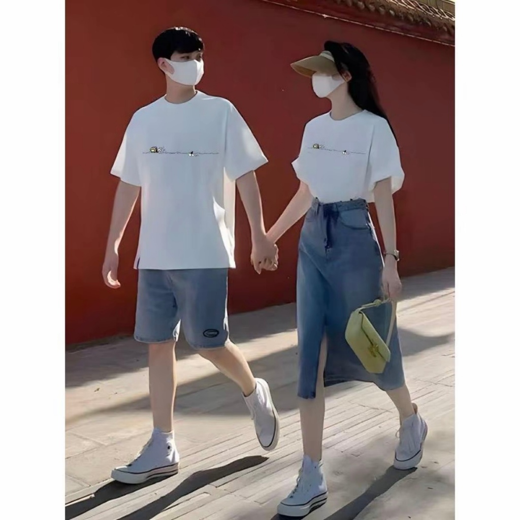 RUCAS Kaos Oversize Basic Unisex Pria & Wanita Motif Bertopi Warna Hitam & Putih Cotton Combed Fashi