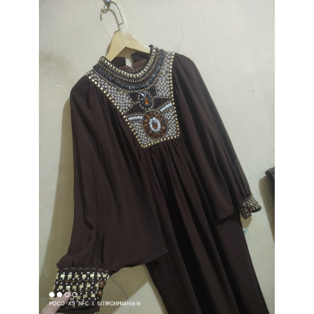 PL/preloved kaftan ceruty Payet batu mewah coklat Mahogany LD 120