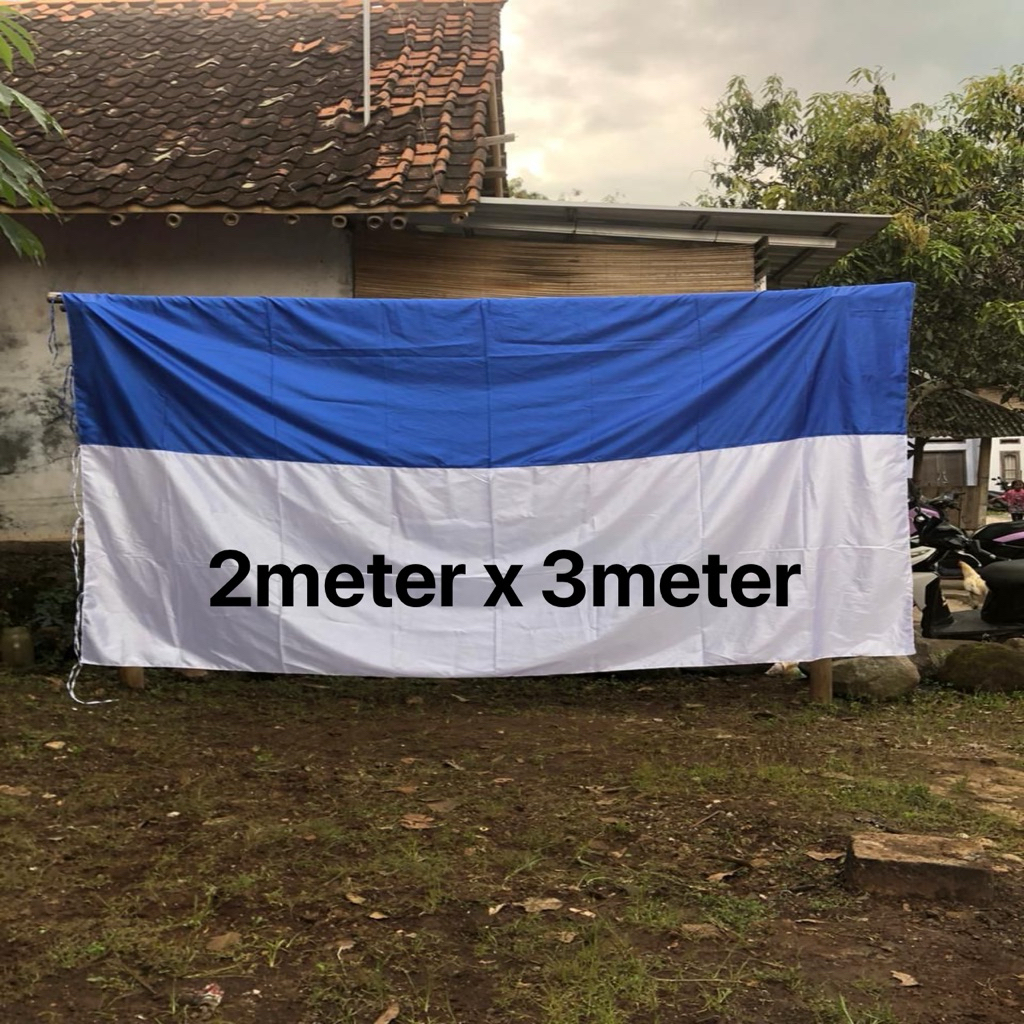Bendera persib jumbo ukuran besar warna biru dan putih