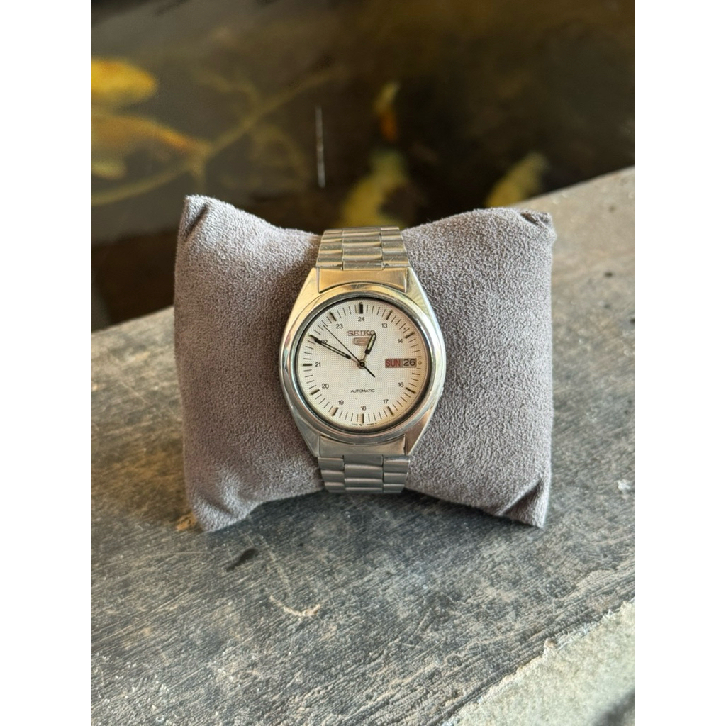 Seiko 5 Automatic White Waffle 7009 Jam Tangan Pria Bekas Original