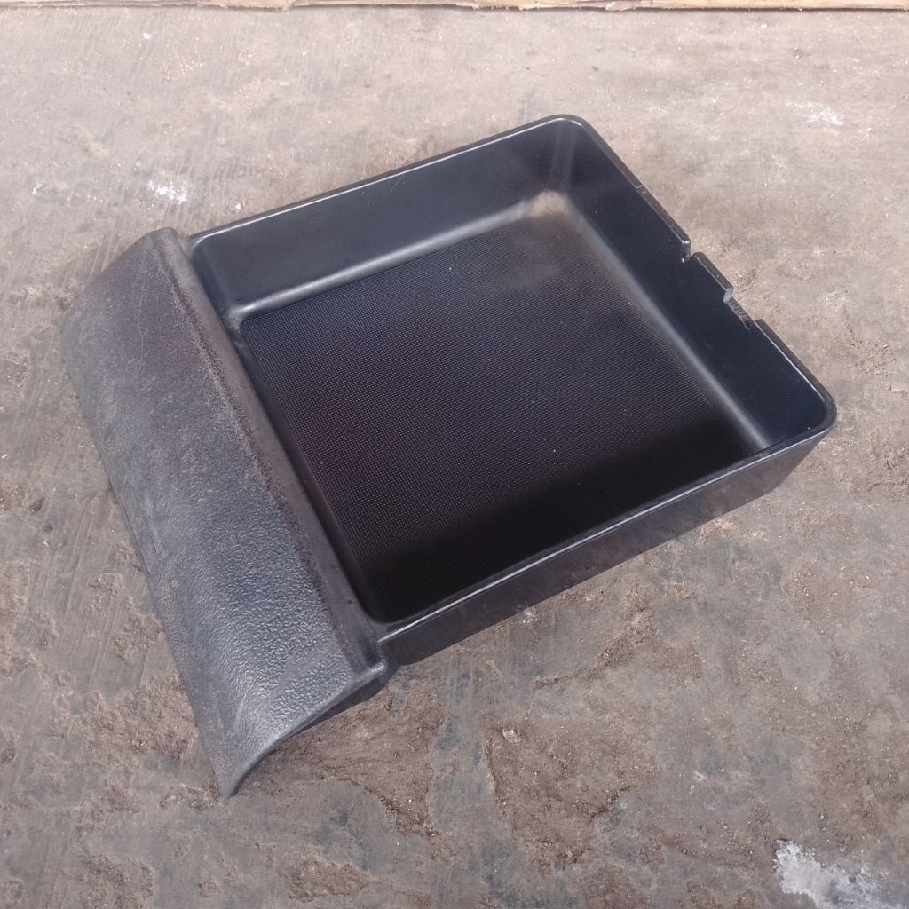 Laci koin mobil Suzuki carry extra 1.0 original bekas copotan second