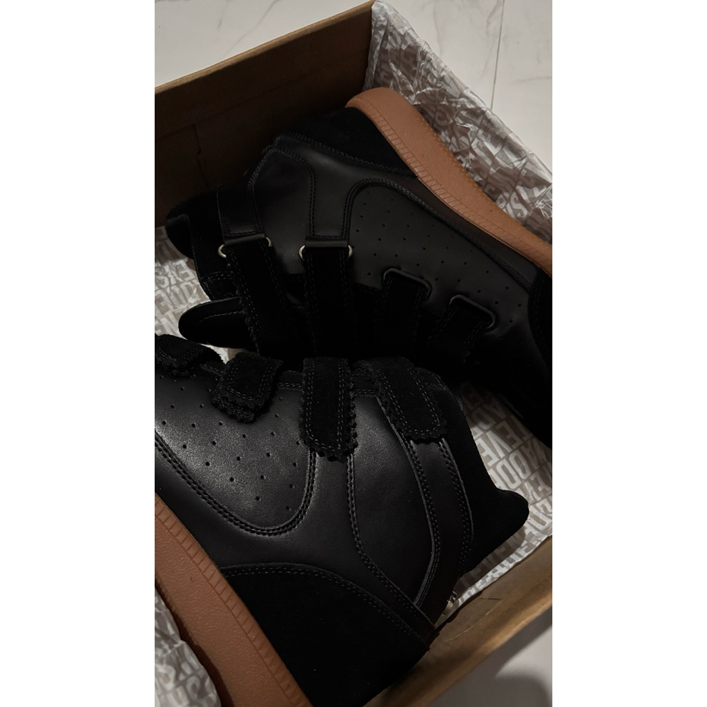 (read desc) steve madden — mustang women’s sneakers wedge isabel marant dupe shoes new unused prelov